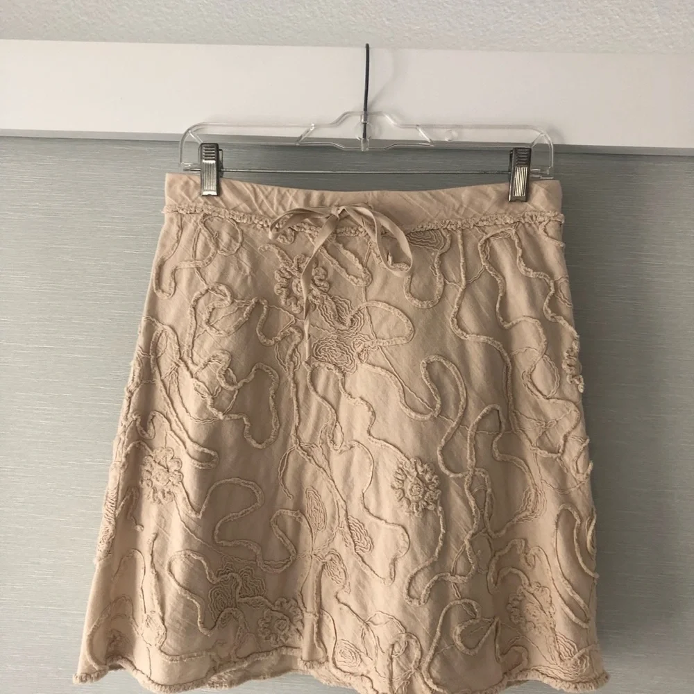 Max Studio Mini Skirt - Picture 2 of 9